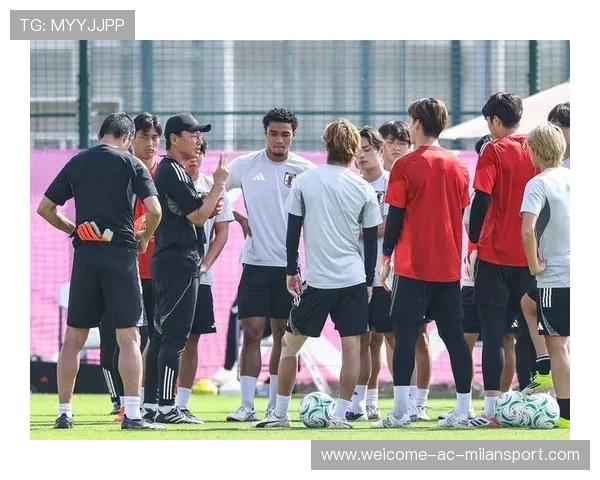 球队在赛后进行公开训练，以便调整战术，在比赛队人数不多赛期又较长时采用什么循环